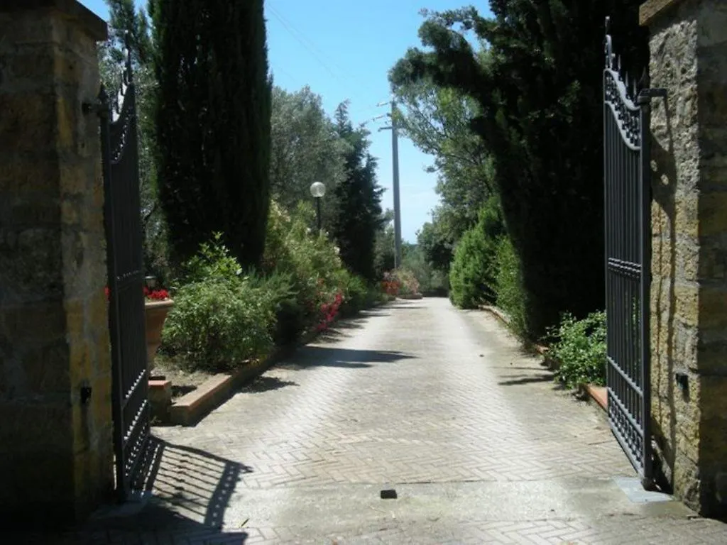 Vigna Lontana Villa Montescudaio Alloggio per agriturismo